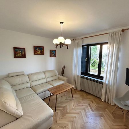 Appartamento Apartman Mariolina Krk Town Esterno foto